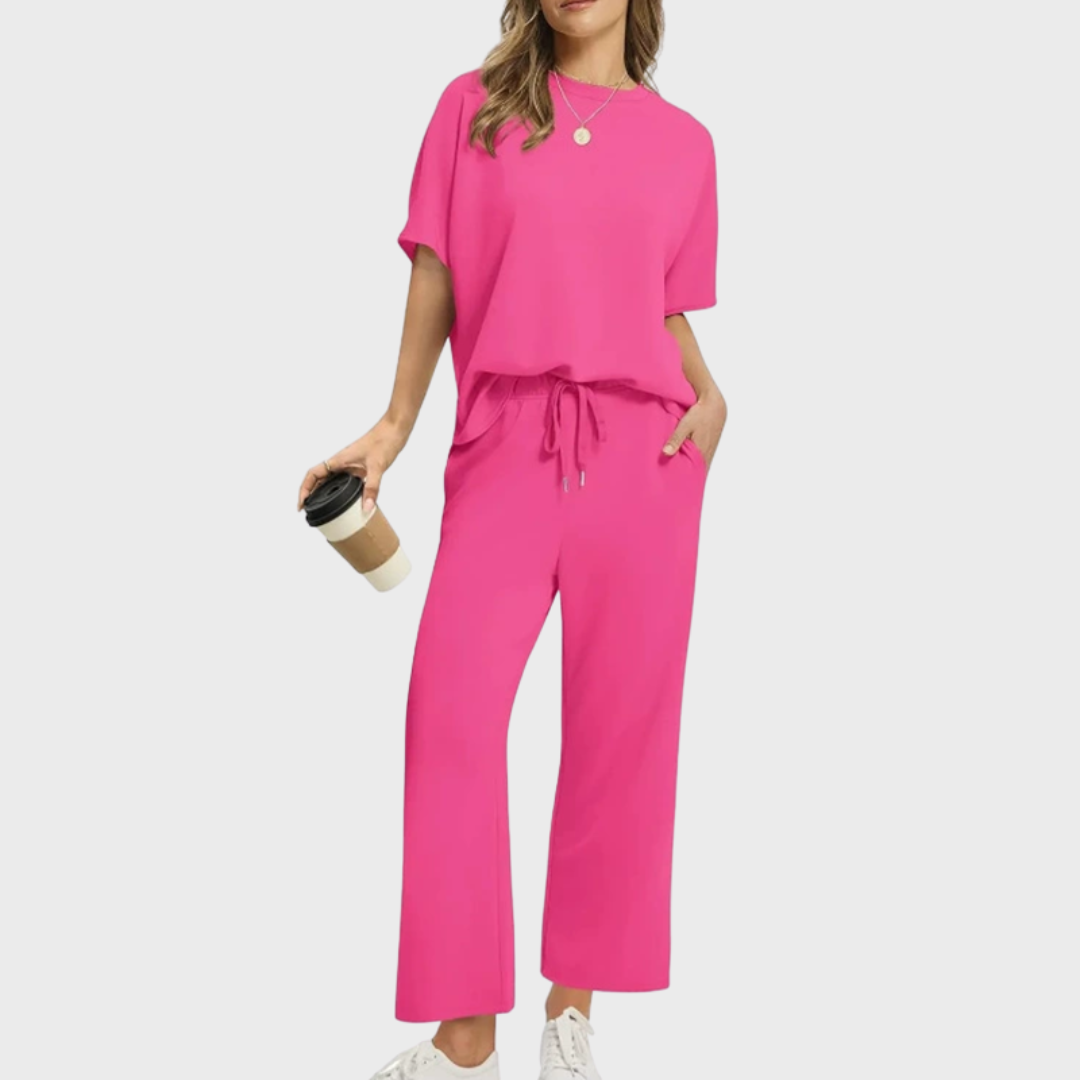 Tyra™ | Mjuk loungedräkt med ledig silhuett