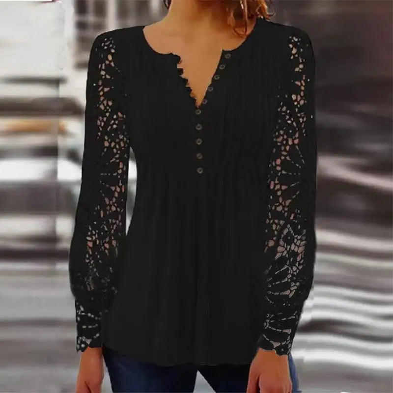 Magda™ | Blus med spetsärmar