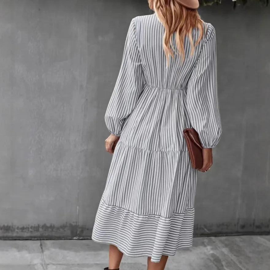 Lova™ | Förfinad Stil med Subtil Charm