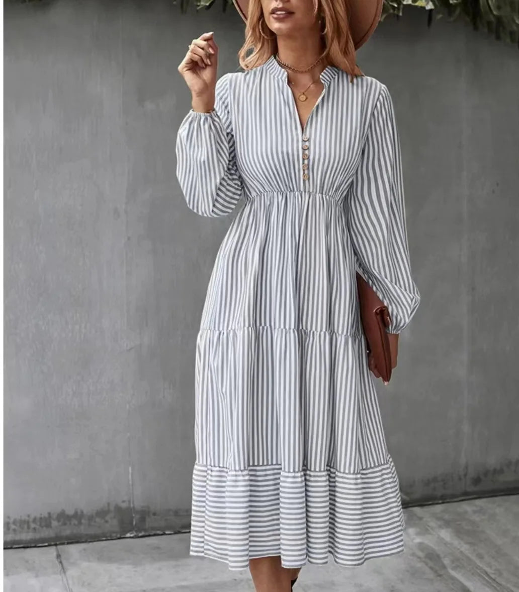 Lova™ | Förfinad Stil med Subtil Charm