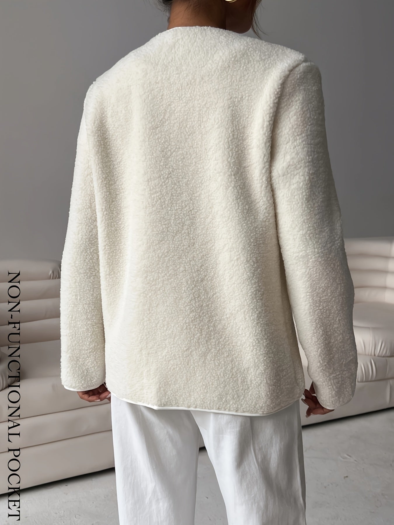 Ebeline™ | Vit Kofta med Knappar